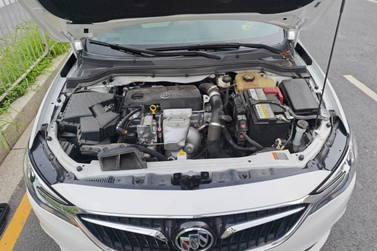 Used Buick GT 2021 Revised Version 1.3T Automatic Mild Hybrid Elite Edition Engine Bay