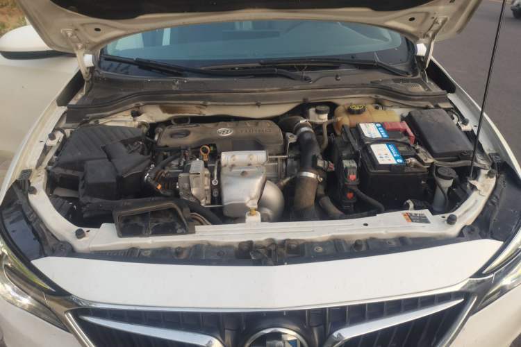 Used Buick GT 2021 1.3T Automatic Mild Hybrid Elite Version Engine Bay