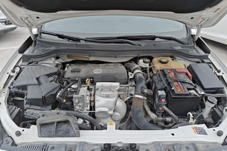 Used Buick GT 2021 1.3T Automatic Mild Hybrid Elite Version Engine Bay