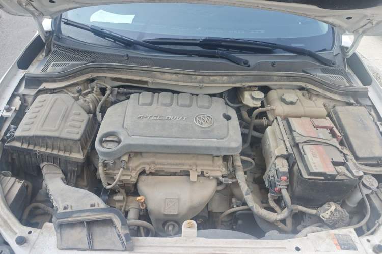 Used Buick GT 2021 Exemplar 1.5L Automatic Elite Version Engine Bay