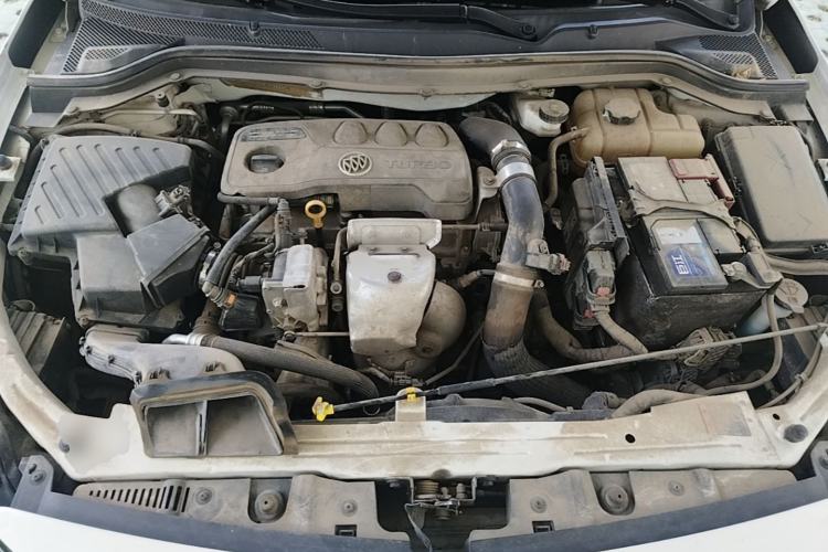 Used Buick GT 2021 1.3T Automatic Mild Hybrid Elite Version Engine Bay