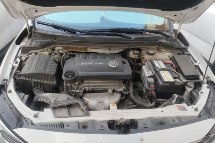 Used Buick GT 2021 Exemplar 1.5L Automatic Elite Version Engine Bay