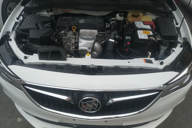 Used Buick GT 2021 1.3T Automatic Mild Hybrid Elite Version Engine Bay