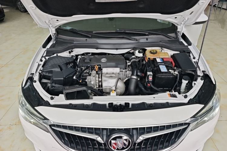 Used Buick GT 2021 1.3T Automatic Mild Hybrid Elite Version Engine Bay