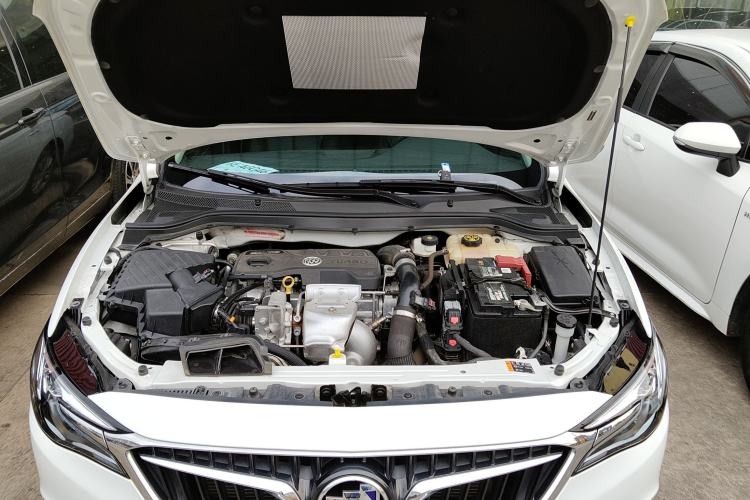 Used Buick GT 2021 Revised Version 1.3T Automatic Mild Hybrid Elite Edition Engine Bay