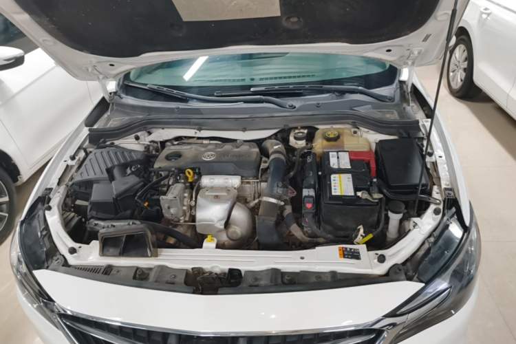 Used Buick GT 2021 Revised Version 1.3T Automatic Mild Hybrid Elite Edition Engine Bay