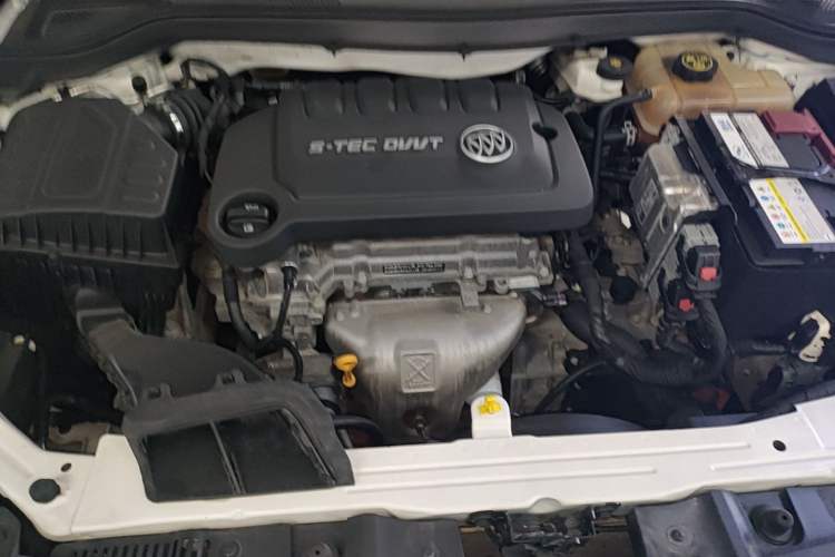 Used Buick GT 2021 Exemplar 1.5L Automatic Elite Version Engine Bay