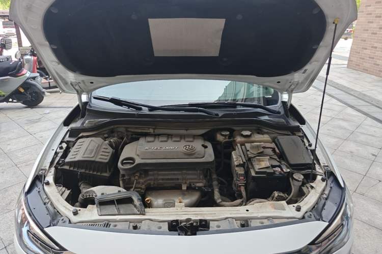 Used Buick GT 2021 Exemplar 1.5L Automatic Elite Version Engine Bay