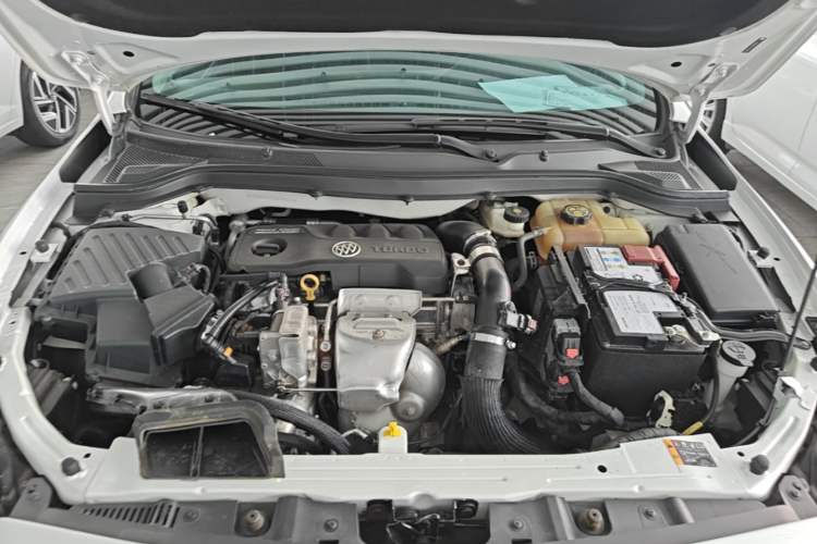 Used Buick GT 2021 1.3T Automatic Mild Hybrid Elite Version Engine Bay