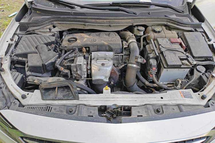 Used Buick GT 2021 Revised Version 1.3T Automatic Mild Hybrid Elite Edition Engine Bay