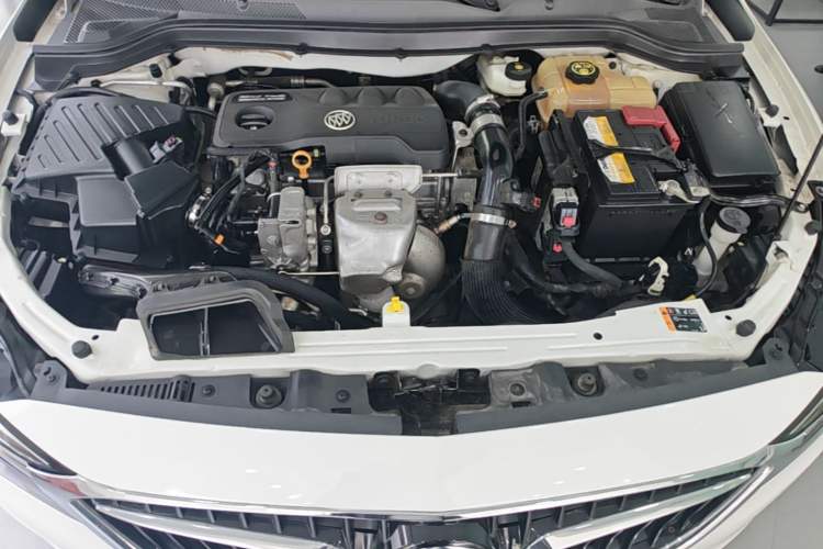 Used Buick GT 2021 Revised Version 1.3T Automatic Mild Hybrid Elite Edition Engine Bay
