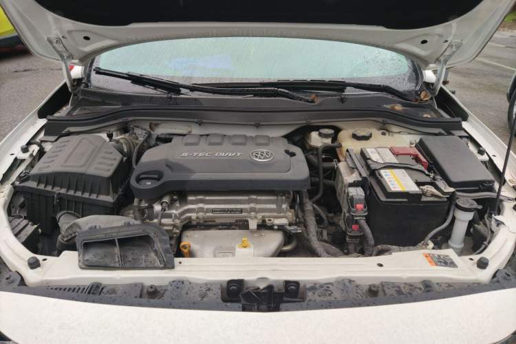 Used Buick GT 2021 Exemplar 1.5L Automatic Elite Version Engine Bay