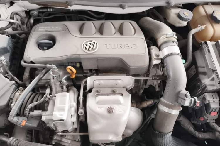 Used Buick GT 2021 Revised Version 1.3T Automatic Mild Hybrid Elite Edition Engine Bay