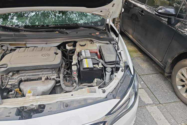 Used Buick GT 2021 Exemplar 1.5L Automatic Elite Version Engine Bay Left