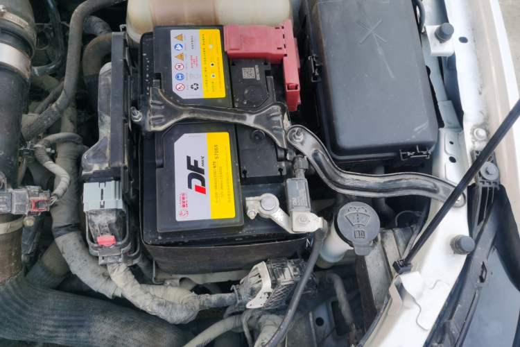Used Buick GT 2021 1.3T Automatic Mild Hybrid Elite Version Engine Bay Left