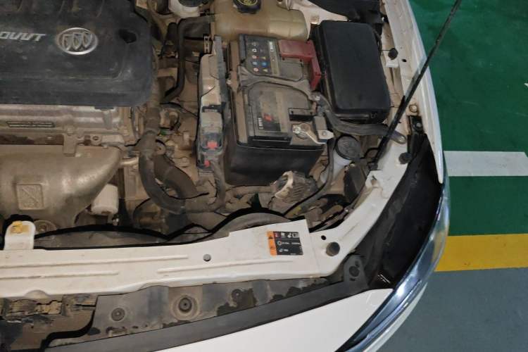 Used Buick GT 2021 Exemplar 1.5L Automatic Elite Version Engine Bay Left