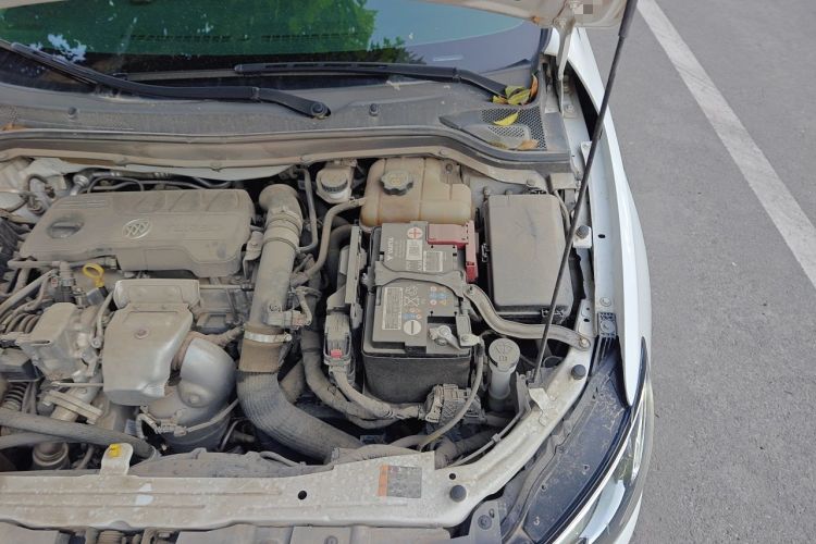 Used Buick GT 2021 1.3T Automatic Mild Hybrid Elite Version Engine Bay Left