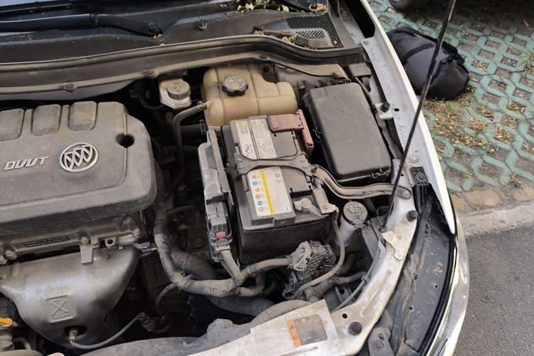 Used Buick GT 2021 Revised Version Flagship 1.5L Automatic Elite Edition Engine Bay Left