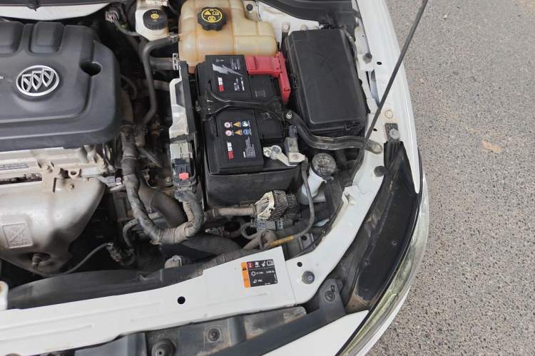 Used Buick GT 2021 Exemplar 1.5L Automatic Elite Version Engine Bay Left