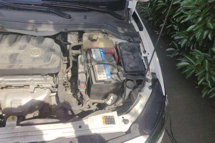 Used Buick GT 2021 Exemplar 1.5L Automatic Elite Version Engine Bay Left