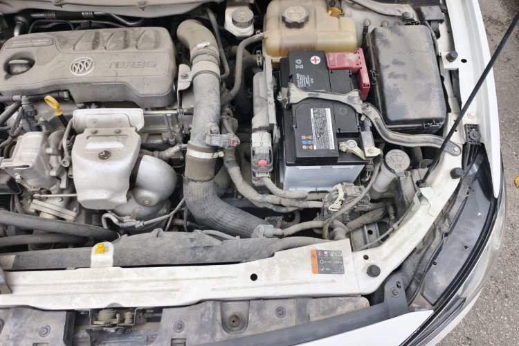 Used Buick GT 2021 1.3T Automatic Mild Hybrid Elite Version Engine Bay Left