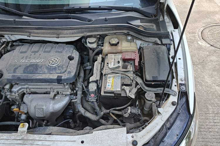 Used Buick GT 2021 Exemplar 1.5L Automatic Elite Version Engine Bay Left
