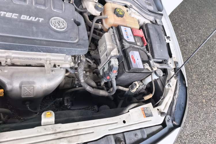 Used Buick GT 2021 Exemplar 1.5L Automatic Entry-Level Trim Engine Bay Left