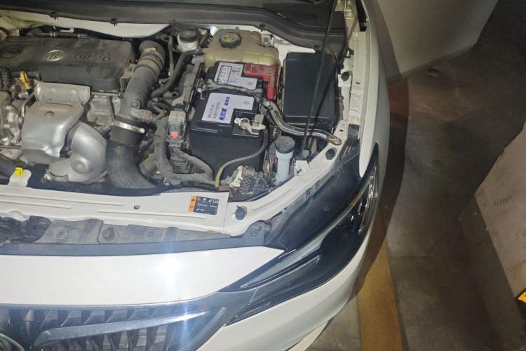 Used Buick GT 2021 Revised Version 1.3T Automatic Mild Hybrid Elite Edition Engine Bay Left