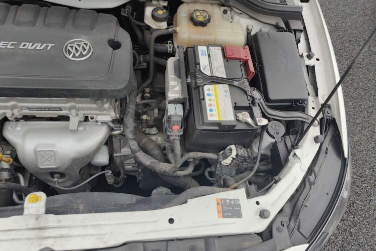 Used Buick GT 2021 Exemplar 1.5L Automatic Elite Version Engine Bay Left