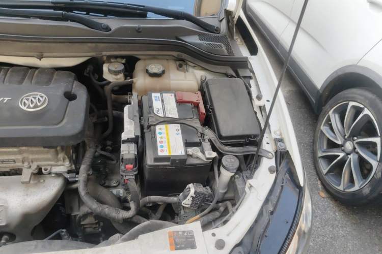 Used Buick GT 2021 Exemplar 1.5L Automatic Elite Version Engine Bay Left