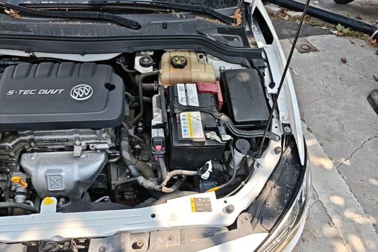 Used Buick GT 2021 Revised Version Flagship 1.5L Automatic Elite Edition Engine Bay Left