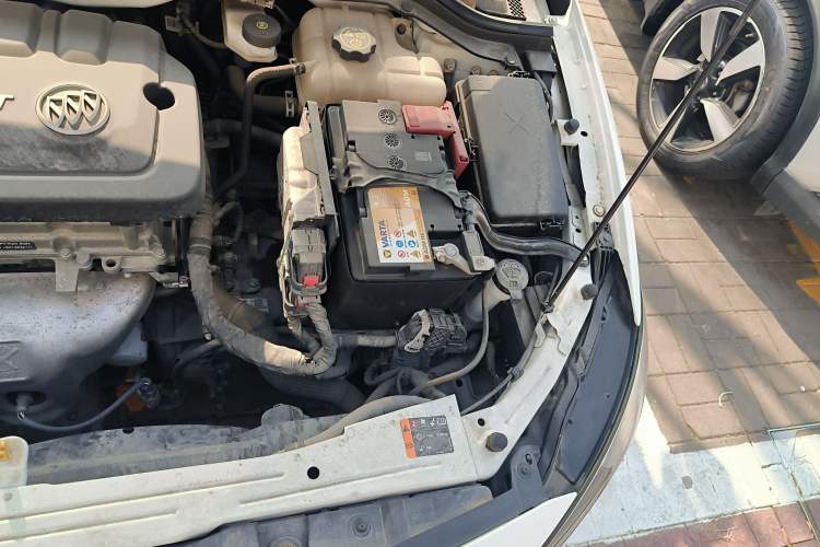 Used Buick GT 2021 Exemplar 1.5L Automatic Elite Version Engine Bay Left