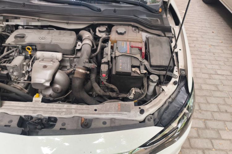 Used Buick GT 2021 Revised Version 1.3T Automatic Mild Hybrid Elite Edition Engine Bay Left