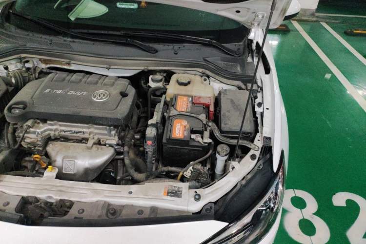 Used Buick GT 2021 Exemplar 1.5L Automatic Elite Version Engine Bay Left