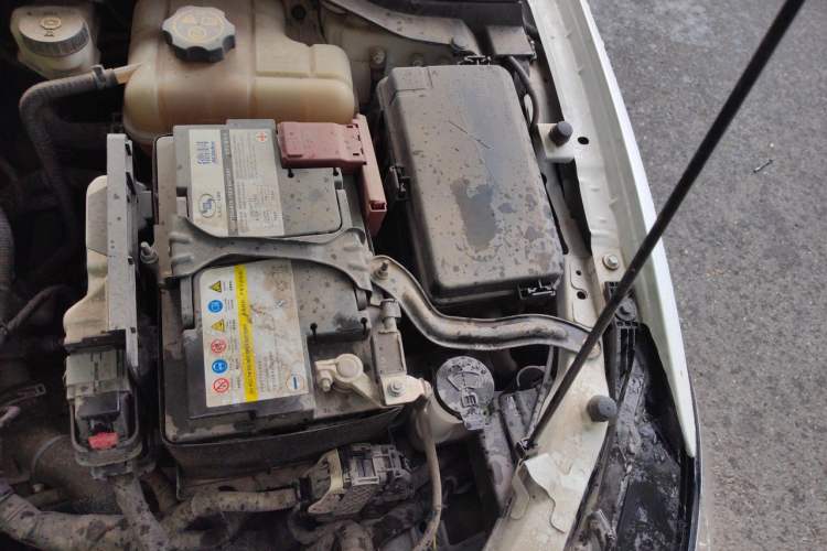 Used Buick GT 2021 Revised Version Flagship 1.5L Automatic Elite Edition Engine Bay Left