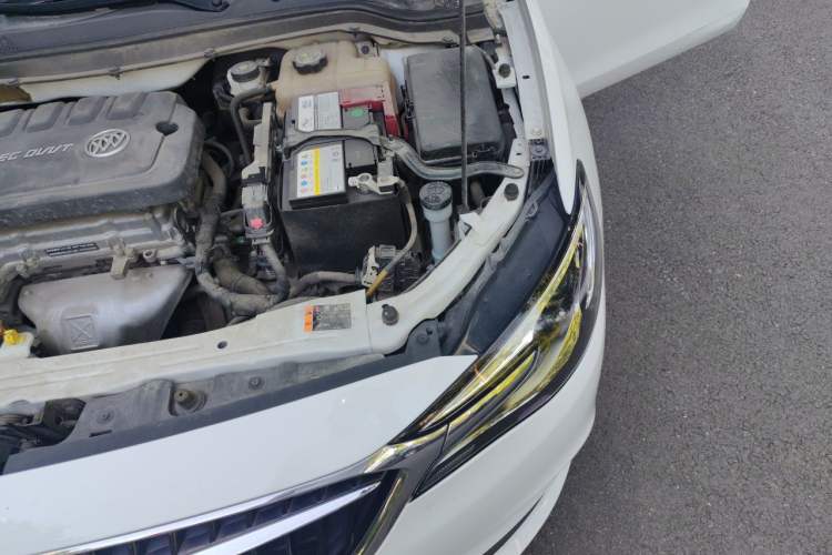 Used Buick GT 2021 Exemplar 1.5L Automatic Elite Version Engine Bay Left