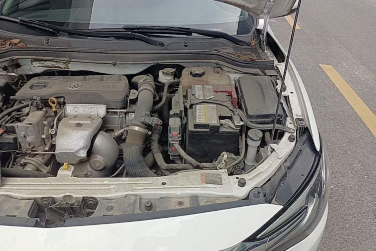 Used Buick GT 2021 1.3T Automatic Mild Hybrid Elite Version Engine Bay Left