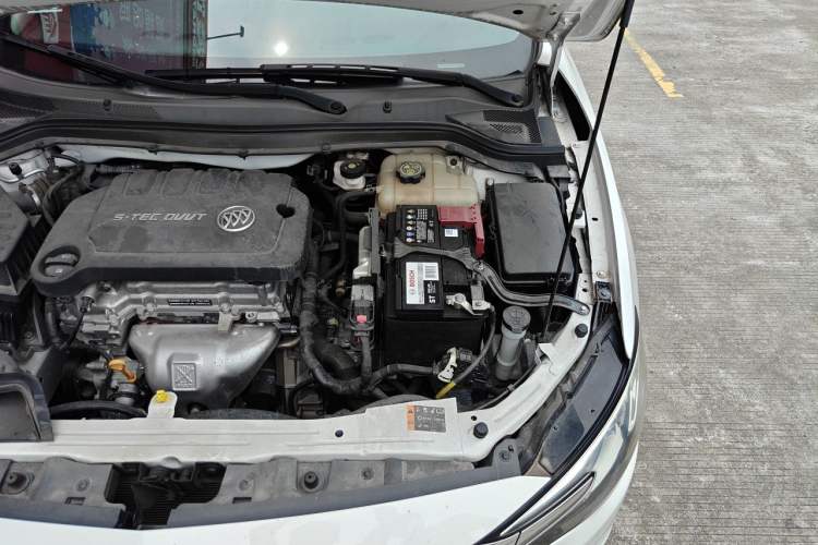 Used Buick GT 2021 Revised Version Flagship 1.5L Automatic Elite Edition Engine Bay Left