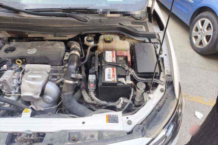 Used Buick GT 2021 1.3T Automatic Mild Hybrid Elite Version Engine Bay Left