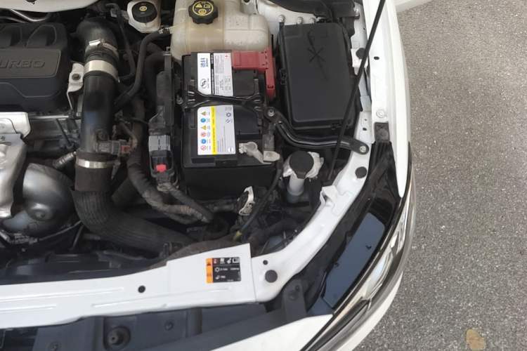 Used Buick GT 2021 Revised Version 1.3T Automatic Mild Hybrid Elite Edition Engine Bay Left