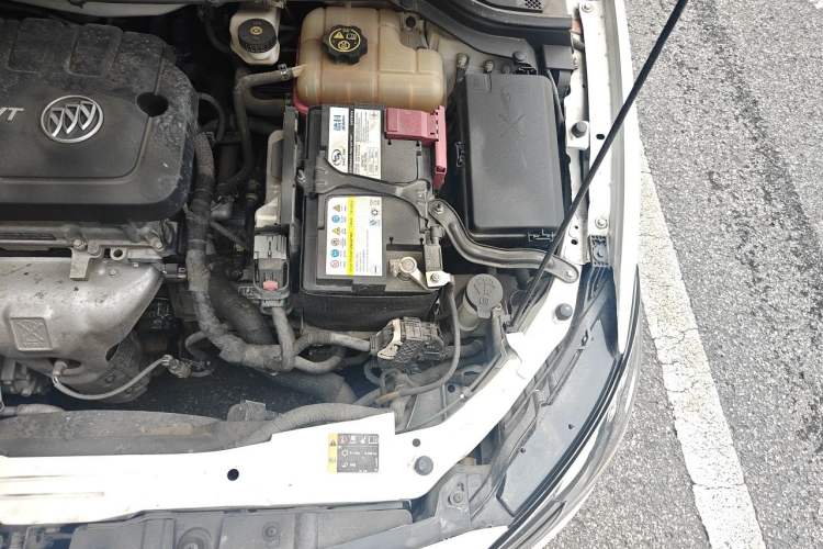 Used Buick GT 2021 Exemplar 1.5L Automatic Elite Version Engine Bay Left