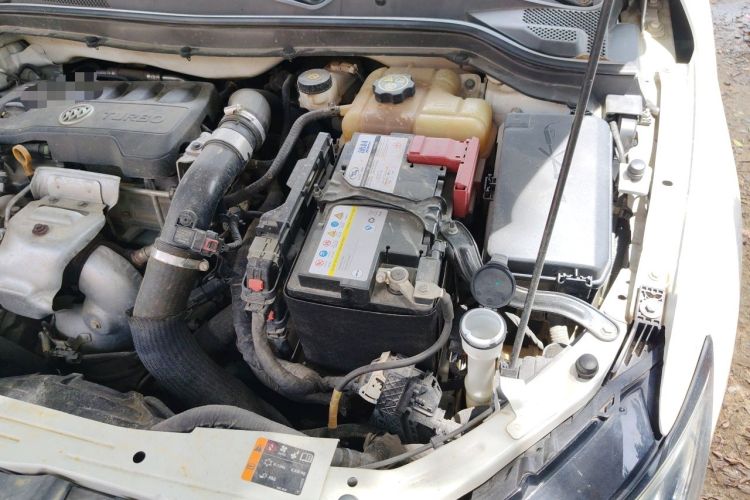Used Buick GT 2021 1.3T Automatic Mild Hybrid Elite Version Engine Bay Left