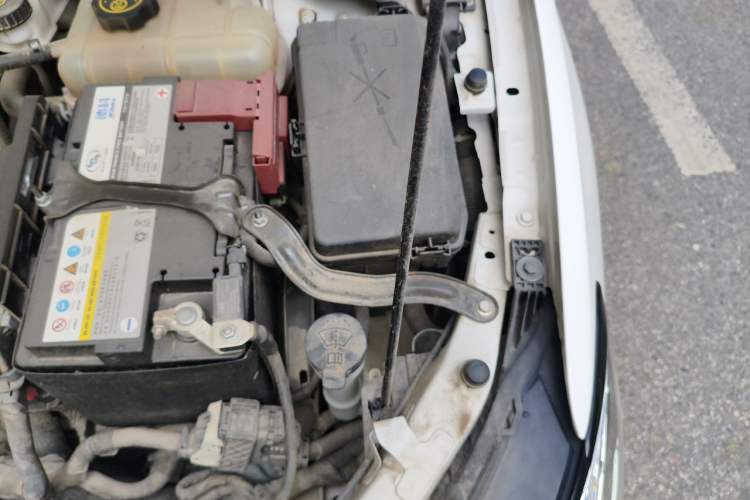 Used Buick GT 2021 Exemplar 1.5L Automatic Elite Version Engine Bay Left