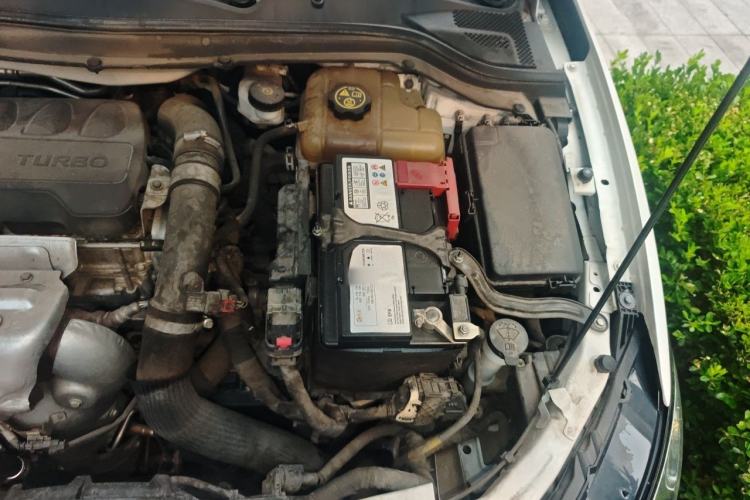 Used Buick GT 2021 1.3T Automatic Mild Hybrid Elite Version Engine Bay Left