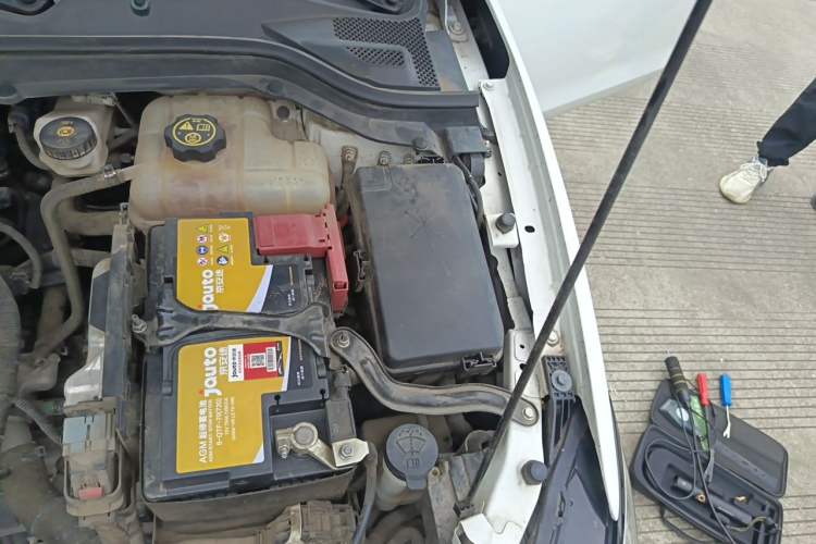 Used Buick GT 2021 Exemplar 1.5L Automatic Elite Version Engine Bay Left