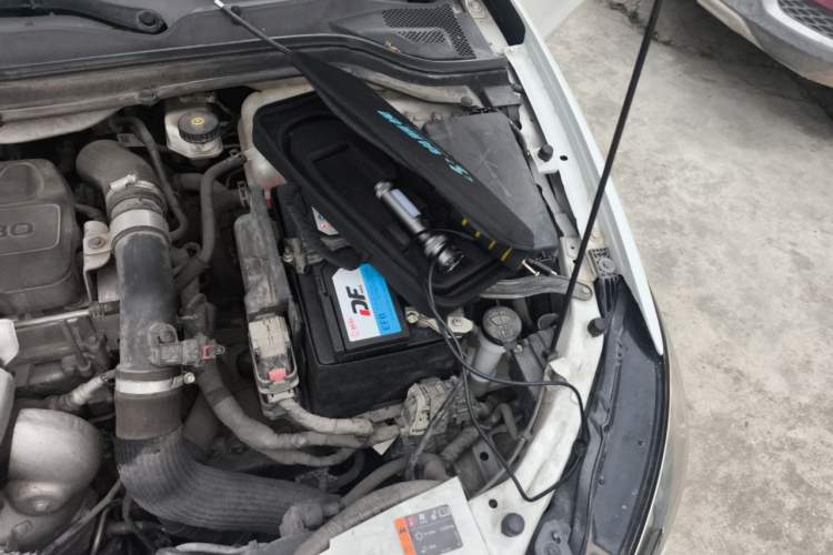 Used Buick GT 2021 1.3T Automatic Mild Hybrid Elite Version Engine Bay Left