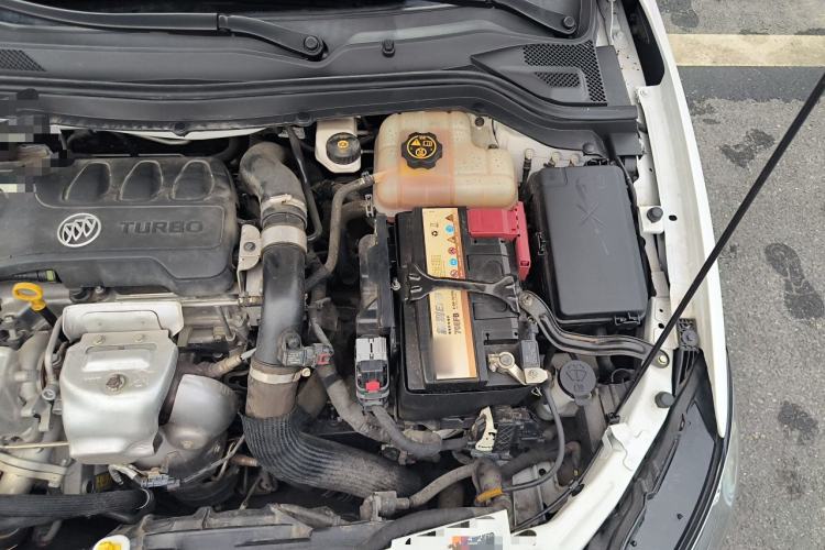 Used Buick GT 2021 1.3T Automatic Mild Hybrid Elite Version Engine Bay Left