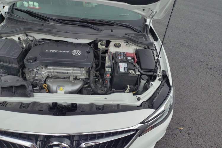 Used Buick GT 2021 Revised Version Flagship 1.5L Automatic Entry-Level Trim Engine Bay Left