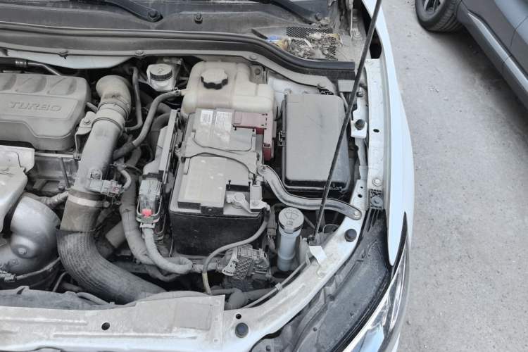 Used Buick GT 2021 Revised Version 1.3T Automatic Mild Hybrid Elite Edition Engine Bay Left