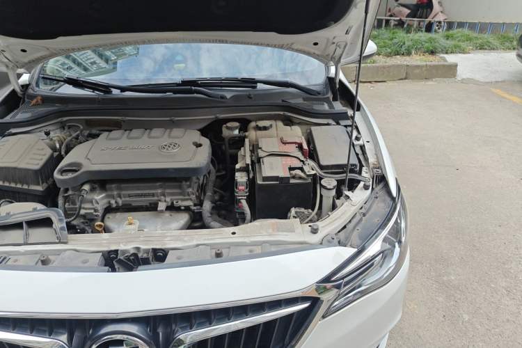 Used Buick GT 2021 Exemplar 1.5L Automatic Elite Version Engine Bay Left
